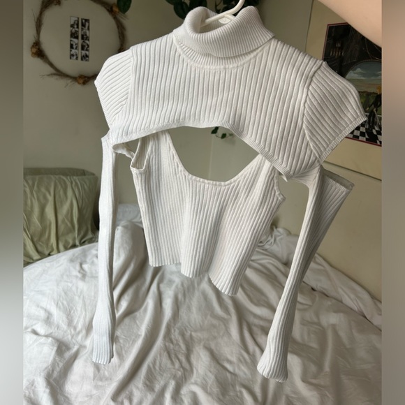 12th Tribe top - Picture 2 of 5